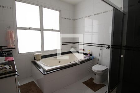 Apartamento à venda com 170m², 4 quartos e 1 vagaBanheiro da Suíte