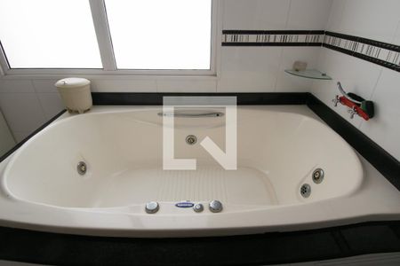 Apartamento à venda com 170m², 4 quartos e 1 vagaBanheiro da Suíte