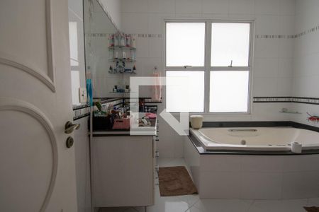 Apartamento à venda com 170m², 4 quartos e 1 vagaBanheiro da Suíte