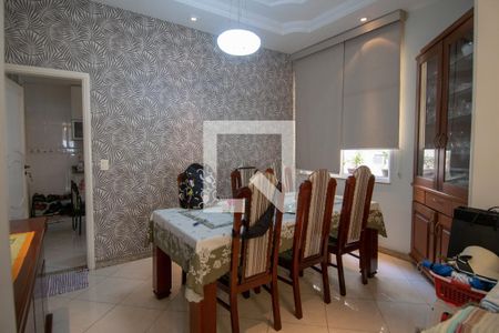 Apartamento à venda com 170m², 4 quartos e 1 vagaSala de Jantar