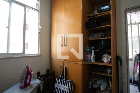 Apartamento à venda com 170m², 4 quartos e 1 vagaBanheiro de Serviço