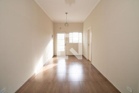 Casa à venda com 127m², 4 quartos e 1 vaga Casa à venda com 127m², 4 quartos e 1 vagaSala - Casa 02