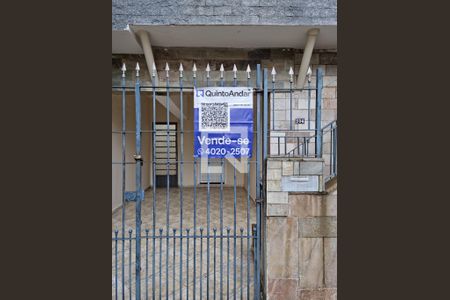 Casa à venda com 127m², 4 quartos e 1 vaga Casa à venda com 127m², 4 quartos e 1 vagaFachada com Plaquinha