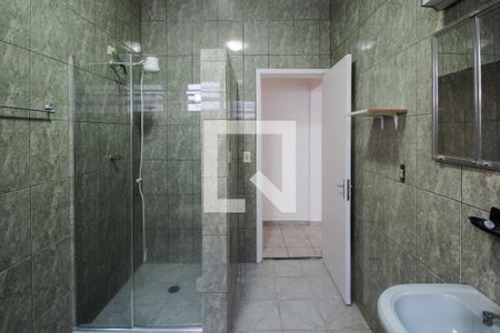 Casa à venda com 147m², 2 quartos e 2 vagasBanheiro 1