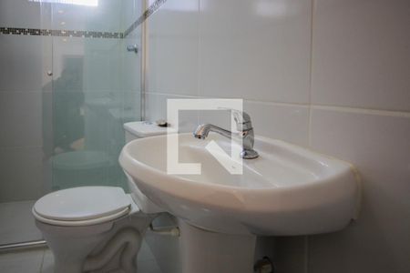Casa à venda com 147m², 2 quartos e 2 vagasBanheiro 2