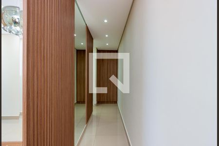 Corredor de apartamento para alugar com 2 quartos, 45m² em Belenzinho, São Paulo
