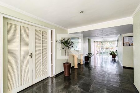 Apartamento à venda com 69m², 2 quartos e 1 vagaHall de entrada