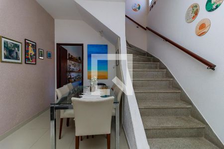 Sala de casa para alugar com 2 quartos, 131m² em Santo Amaro, São Paulo