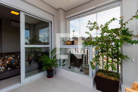 Apartamento à venda com 104m², 2 quartos e 2 vagasEscritório - Varanda