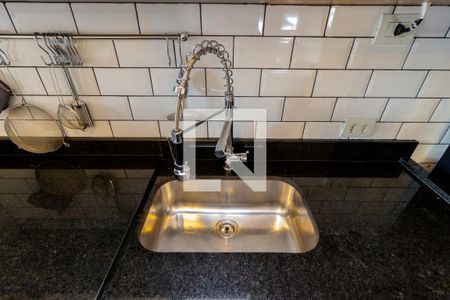 Apartamento à venda com 104m², 2 quartos e 2 vagasDetalhe - Cozinha