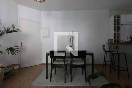 Sala de apartamento à venda com 2 quartos, 68m² em Vila Suzana, São Paulo