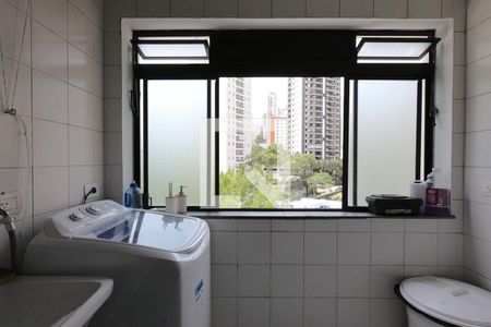 Apartamento à venda com 68m², 2 quartos e 2 vagasÁrea de Serviço