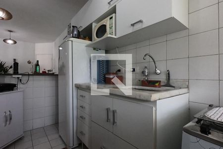 Apartamento à venda com 68m², 2 quartos e 2 vagasCozinha