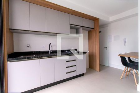 Sala/Cozinha de kitnet/studio para alugar com 1 quarto, 29m² em Novo Mundo, Curitiba