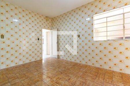 Casa à venda com 180m², 2 quartos e 4 vagas Casa à venda com 180m², 2 quartos e 4 vagasCozinha