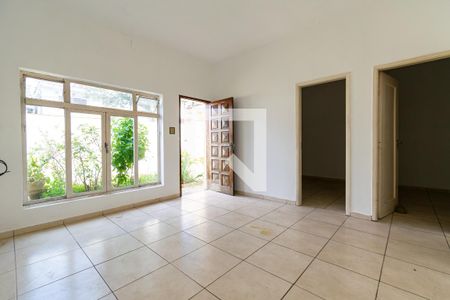 Sala  de casa à venda com 2 quartos, 180m² em Vila Fachini, São Paulo