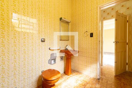 Casa à venda com 180m², 2 quartos e 4 vagas Casa à venda com 180m², 2 quartos e 4 vagasBanheiro