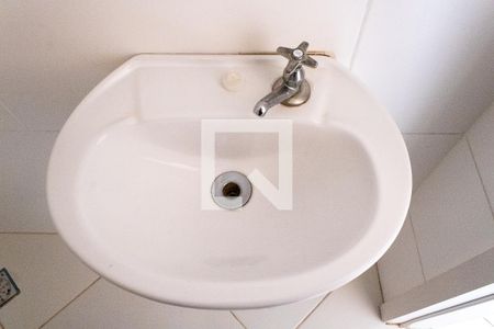 Casa para alugar com 80m², 2 quartos e 2 vagasLavabo