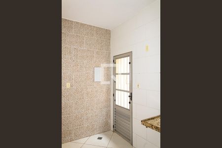 Casa para alugar com 80m², 2 quartos e 2 vagasCozinha