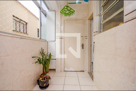 Apartamento à venda com 119m², 3 quartos e 1 vaga Apartamento à venda com 119m², 3 quartos e 1 vagaÁrea de Serviço