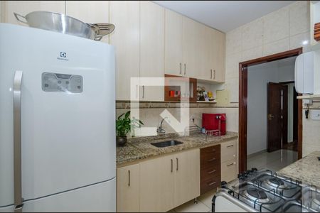 Apartamento à venda com 119m², 3 quartos e 1 vaga Apartamento à venda com 119m², 3 quartos e 1 vagaCozinha