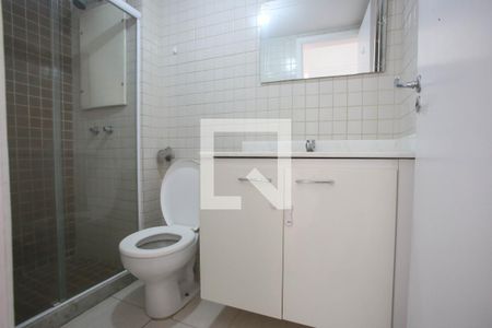 Apartamento à venda com 64m², 2 quartos e 1 vaga Apartamento à venda com 64m², 2 quartos e 1 vagaBanheiro Social
