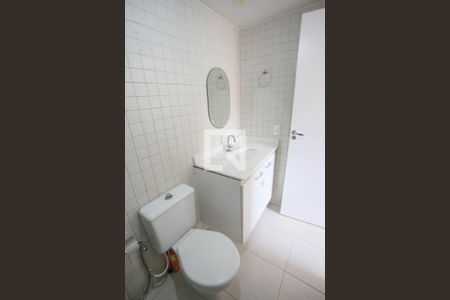 Apartamento à venda com 64m², 2 quartos e 1 vaga Apartamento à venda com 64m², 2 quartos e 1 vagaBanheiro da Suíte