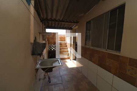 Casa para alugar com 65m², 2 quartos e sem vagaÁrea de Serviço