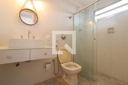 Banheiro de apartamento para alugar com 1 quarto, 42m² em Planalto Paulista, São Paulo