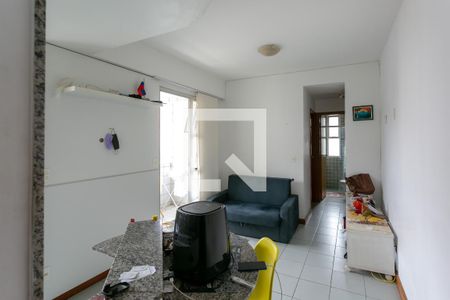 Sala de apartamento à venda com 1 quarto, 33m² em Anchieta, Belo Horizonte