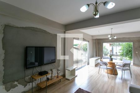 Casa à venda com 280m², 4 quartos e 2 vagasSala de Estar