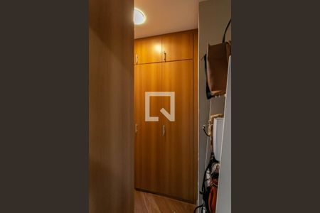 Casa à venda com 280m², 4 quartos e 2 vagasCloset do quarto