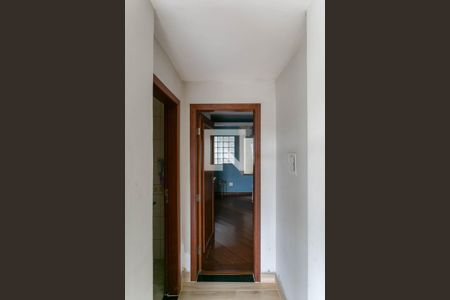 Casa à venda com 280m², 4 quartos e 2 vagasCorredor