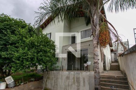 Casa à venda com 280m², 4 quartos e 2 vagasÁrea Externa