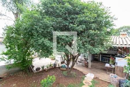 Casa à venda com 280m², 4 quartos e 2 vagasQuintal