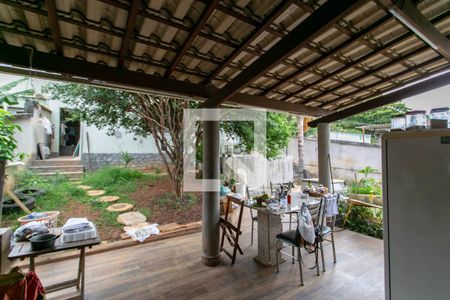 Casa à venda com 280m², 4 quartos e 2 vagasEspaço Gourmet