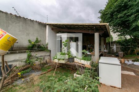 Casa à venda com 280m², 4 quartos e 2 vagasQuintal