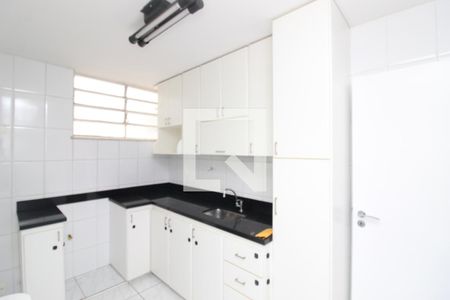 Apartamento à venda com 3 quartos, 106m² em Santa Lúcia, Belo Horizonte