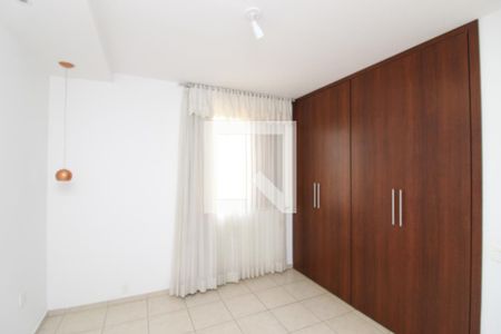 Apartamento à venda com 3 quartos, 106m² em Santa Lúcia, Belo Horizonte