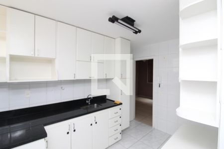 Apartamento à venda com 3 quartos, 106m² em Santa Lúcia, Belo Horizonte