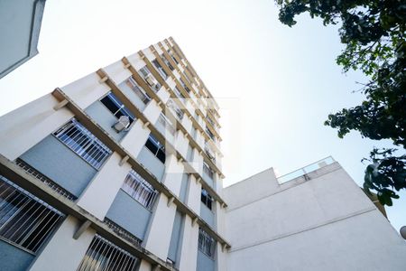 Apartamento à venda com 85m², 3 quartos e 1 vagaFachada