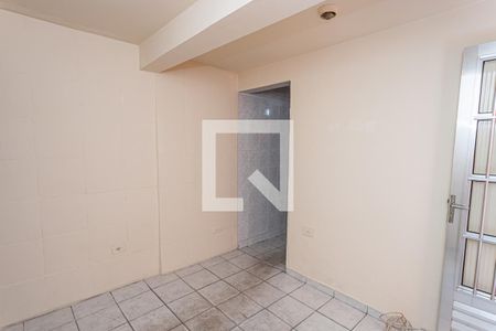 Sala de casa para alugar com 1 quarto, 40m² em Vila Zat, São Paulo