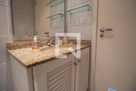 Apartamento à venda com 166m², 3 quartos e sem vagaBanheiro da Suíte 3