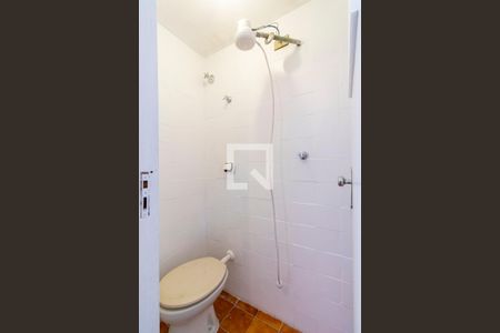 Apartamento para alugar com 85m², 2 quartos e 2 vagas Apartamento para alugar com 85m², 2 quartos e 2 vagasBanheiro de Serviço