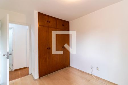 Apartamento para alugar com 85m², 2 quartos e 2 vagas Apartamento para alugar com 85m², 2 quartos e 2 vagasQuarto 2