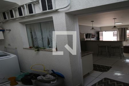 Casa de condomínio à venda com 44m², 2 quartos e 1 vagaÁrea de Serviço