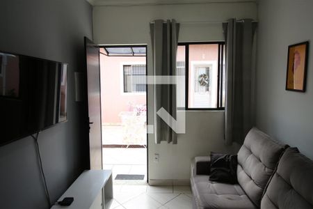 Sala de casa de condomínio à venda com 2 quartos, 44m² em Jardim Santo Elias (são Miguel), São Paulo