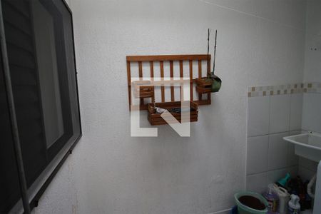 Casa de condomínio à venda com 44m², 2 quartos e 1 vagaÁrea de Serviço