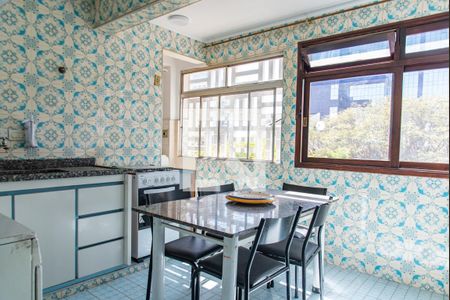 Apartamento para alugar com 74m², 2 quartos e 1 vagaCozinha