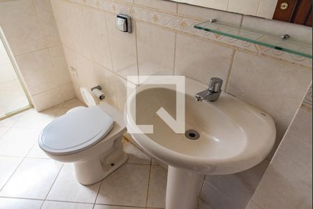 Apartamento para alugar com 74m², 2 quartos e 1 vagaBanheiro